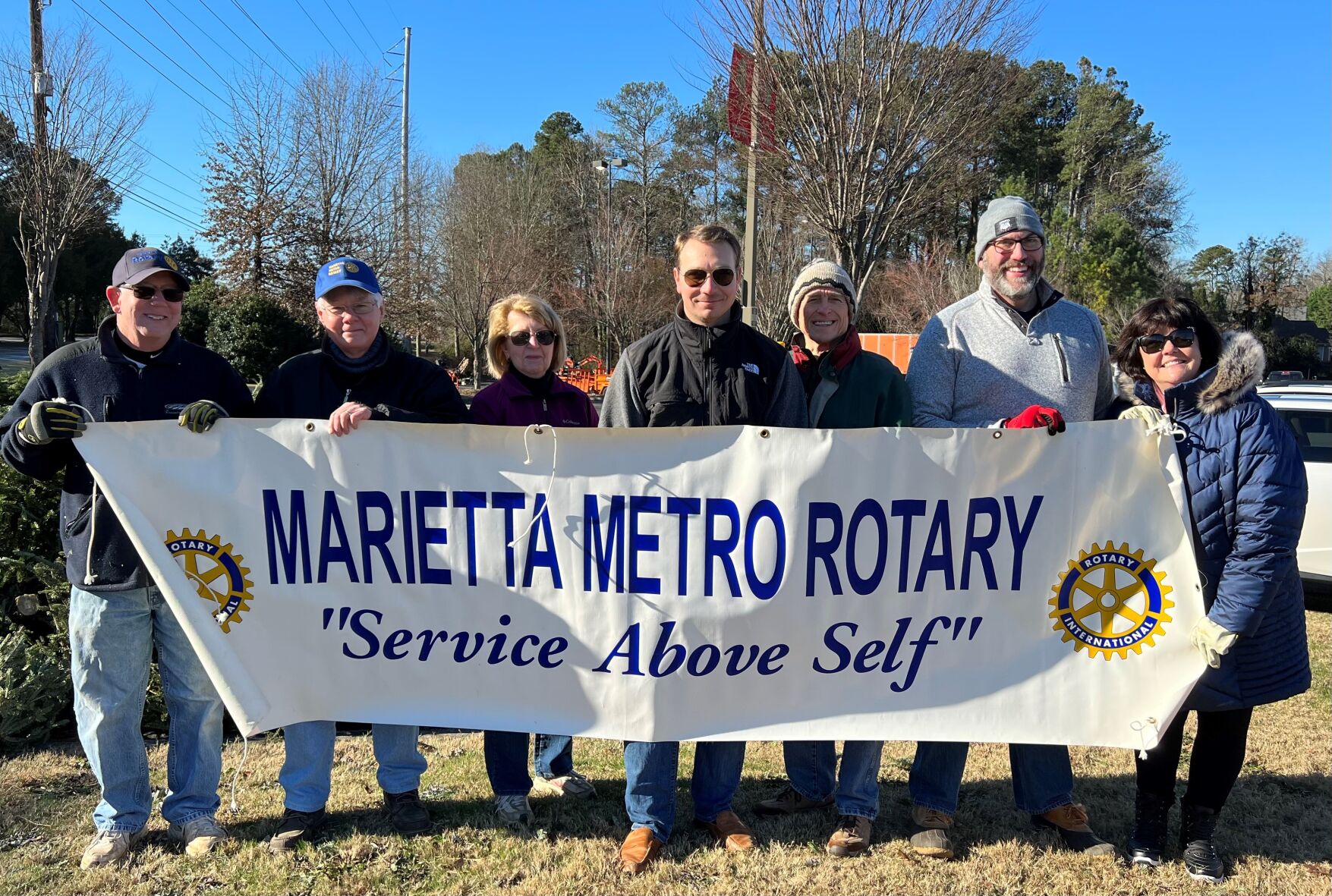 011222_MDJ_ActsofKindnessPart8_BringOneForTheChipper2022RoswellRoadHomeDepotMetroMariettaRotaryClub.jpg